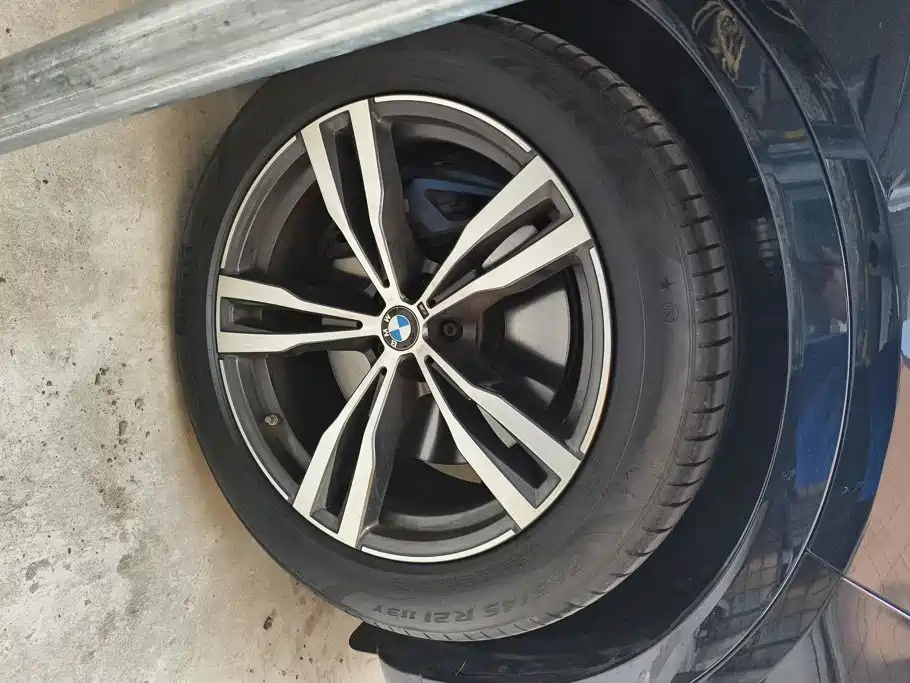 BMW X7 — миниатюра 6