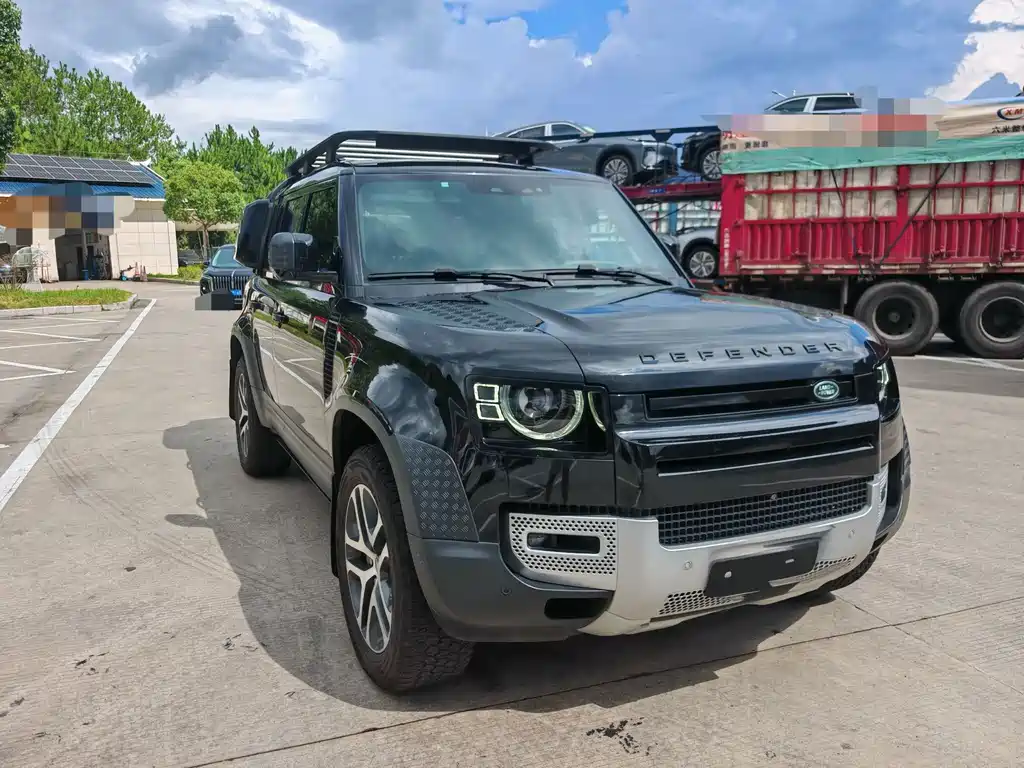 Land Rover Defender — миниатюра 2