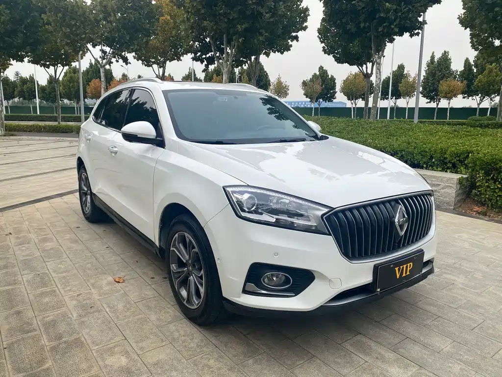 Borgward BX7 — миниатюра 3