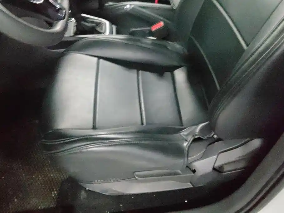 Volkswagen T-Cross — миниатюра 9