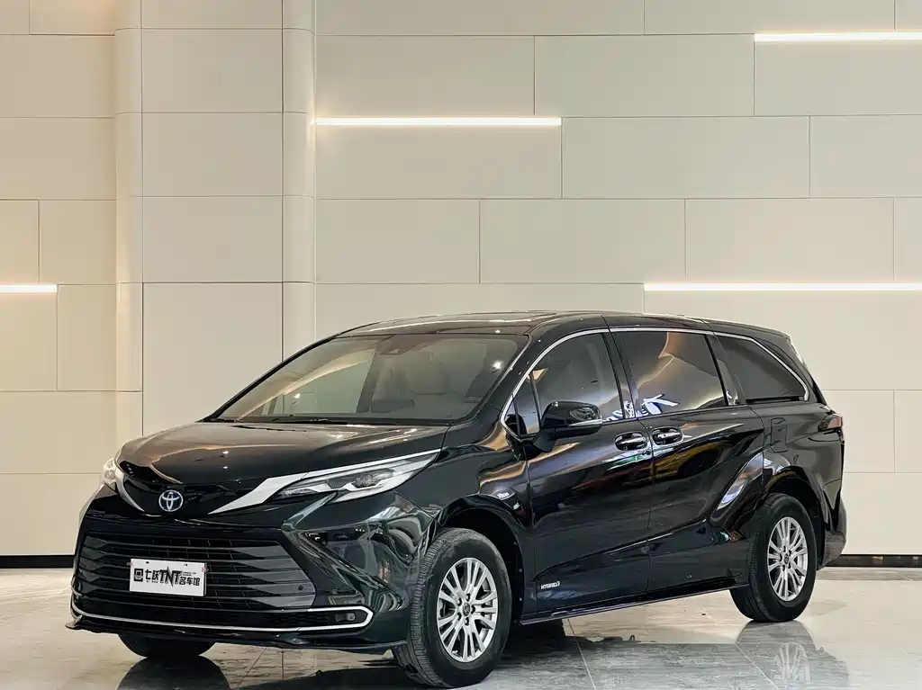 Toyota Sienna 2023