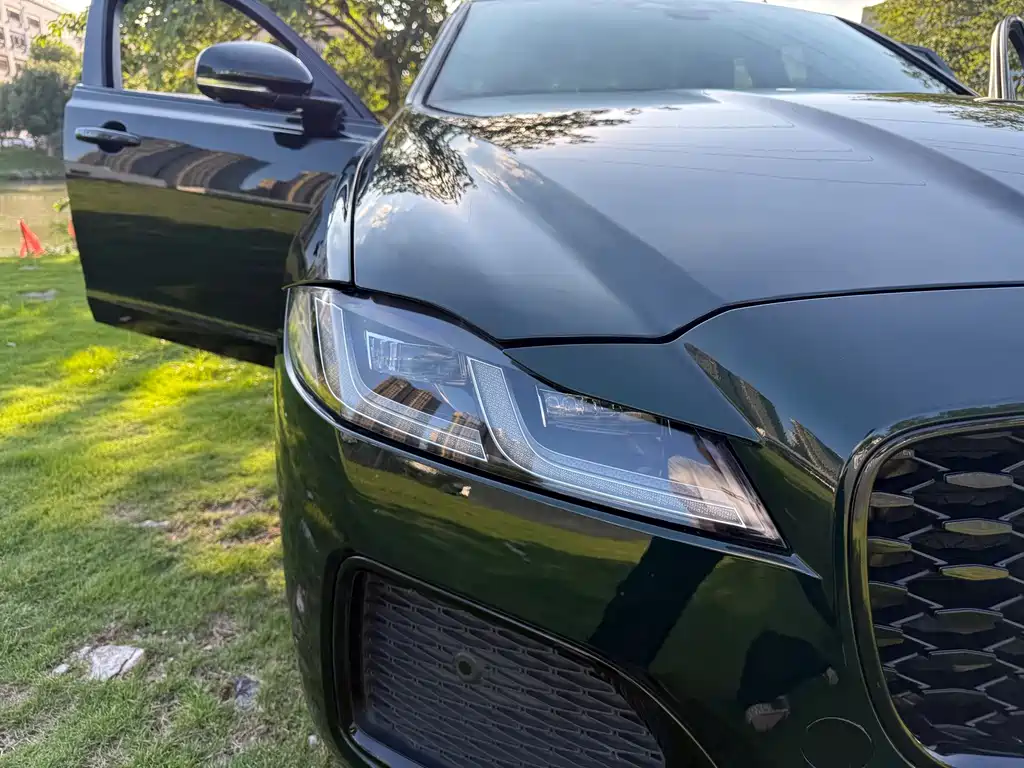 Jaguar XFL — миниатюра 16