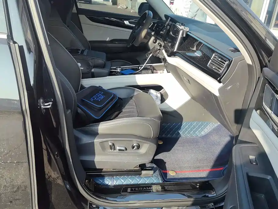 Volkswagen Teramont — миниатюра 8