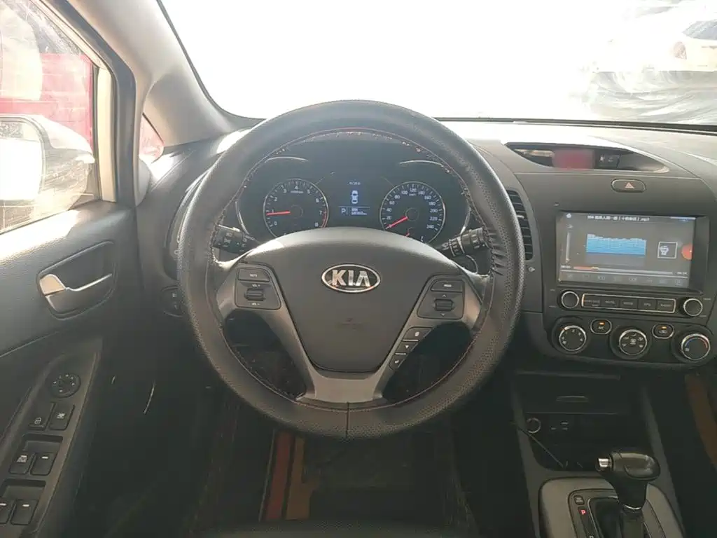 Kia K3S — миниатюра 11