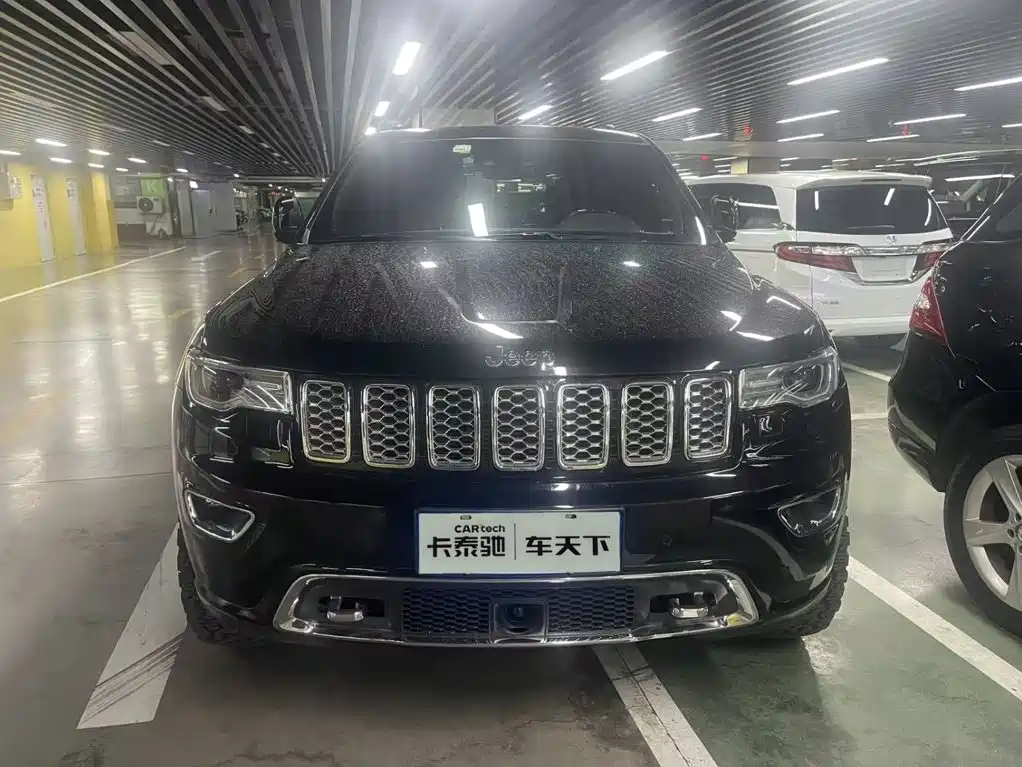 Jeep Grand Cherokee (Import) — миниатюра 2