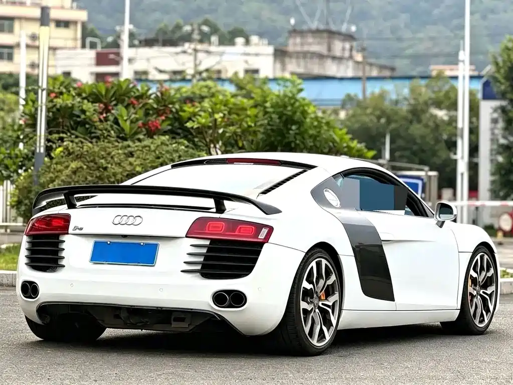 Audi R8 — миниатюра 7