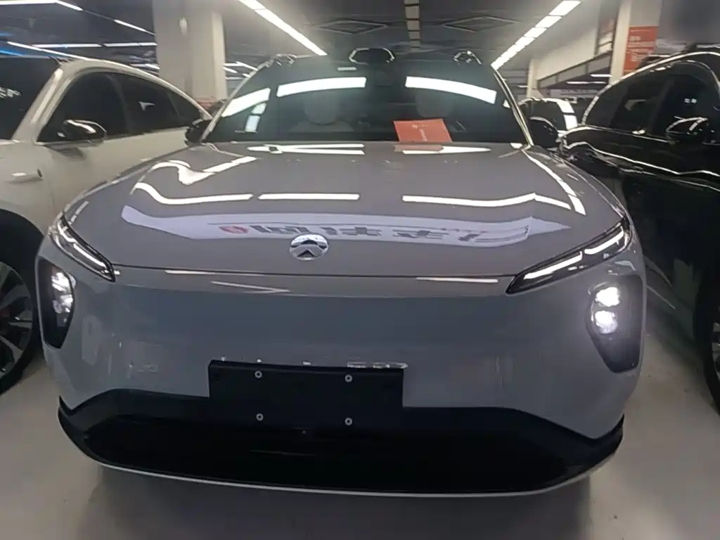 NIO ES6 — миниатюра 3