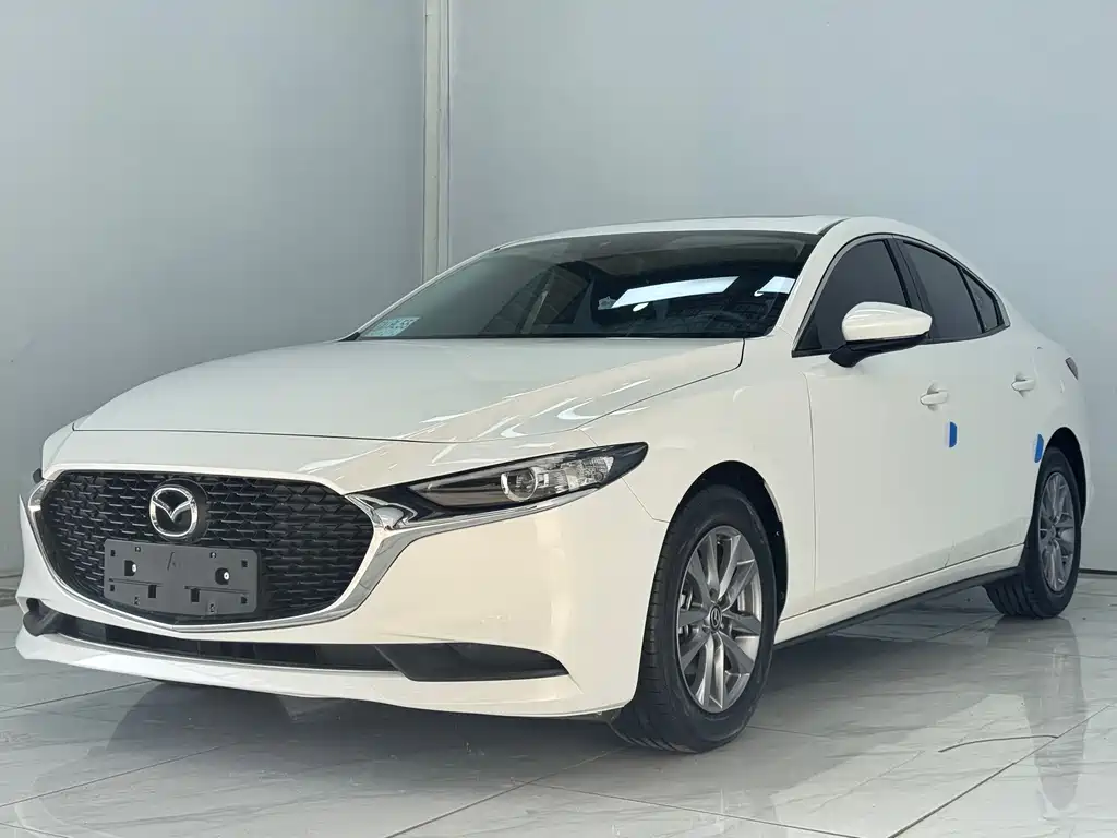Mazda 3 Axela 2023