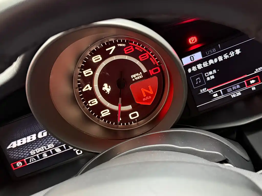Ferrari 488 — миниатюра 8