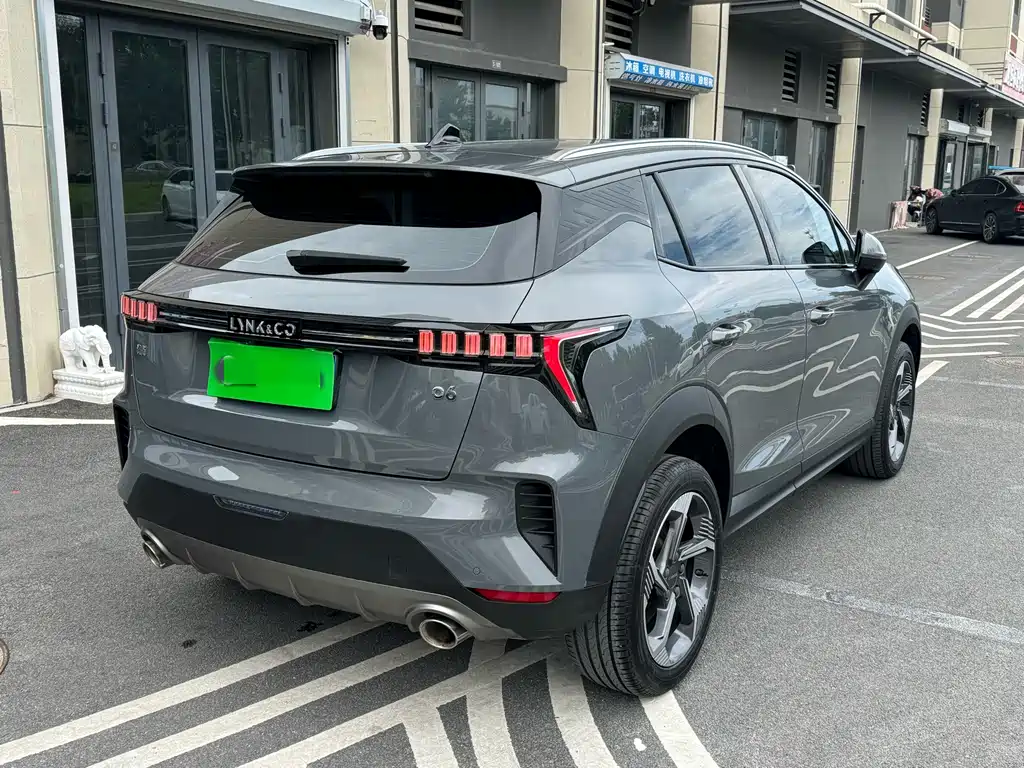 Lynk & Co 06 — миниатюра 5
