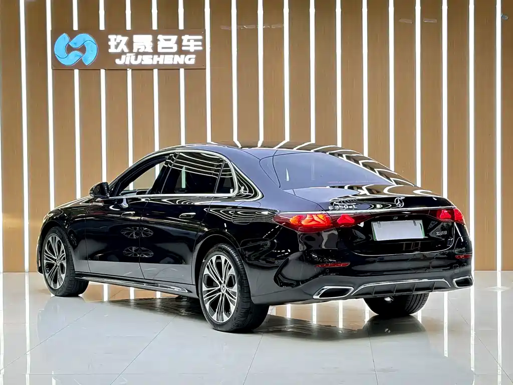 Mercedes-Benz E-Class New Energy — миниатюра 4