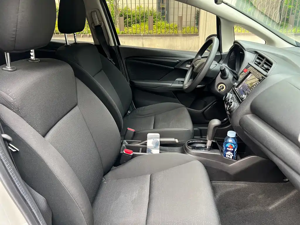 Honda Fit — миниатюра 16