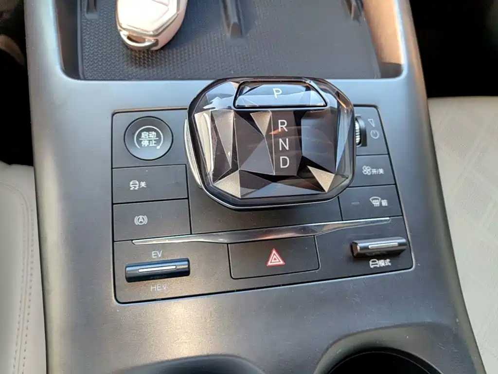 BYD Qin PLUS — миниатюра 14