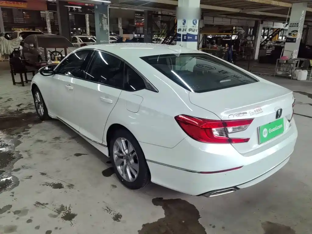 Honda Accord — миниатюра 5