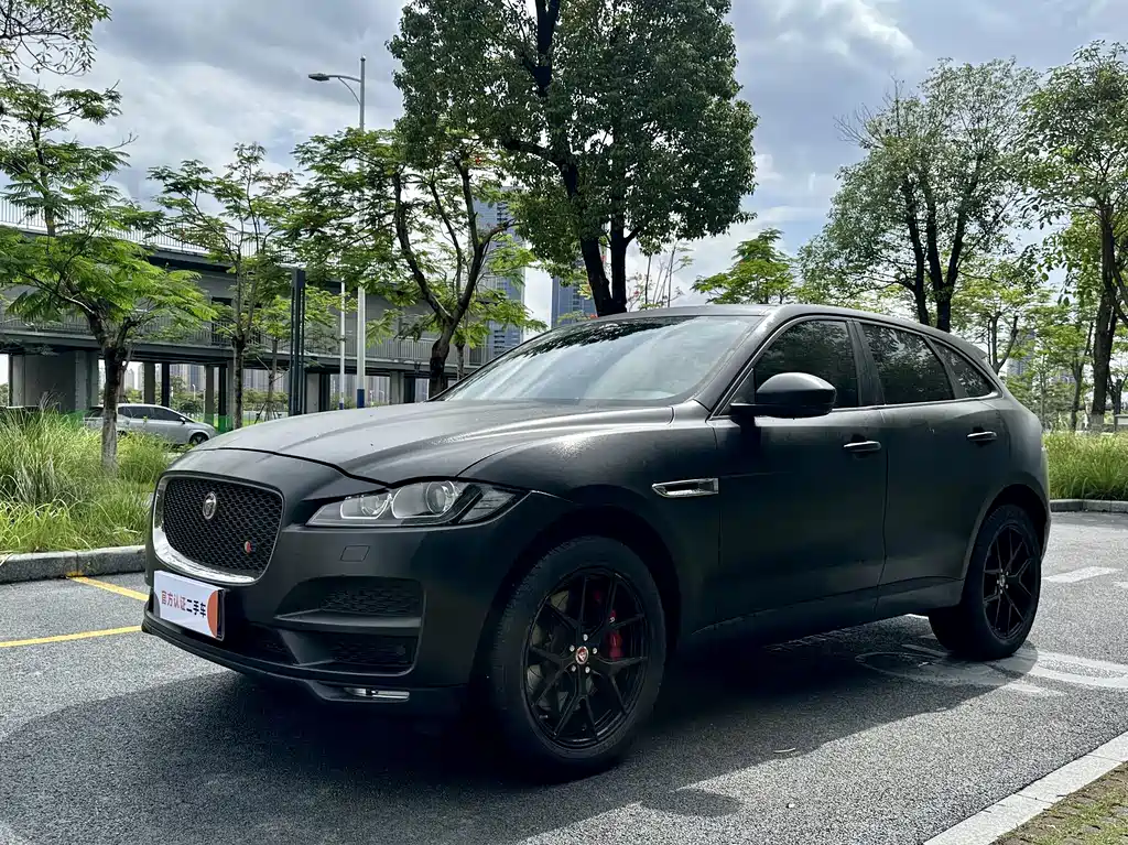 Jaguar F-PACE 2018