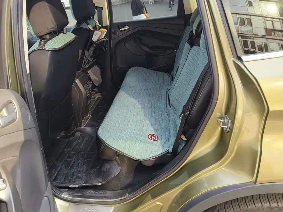 Ford Kuga — миниатюра 11