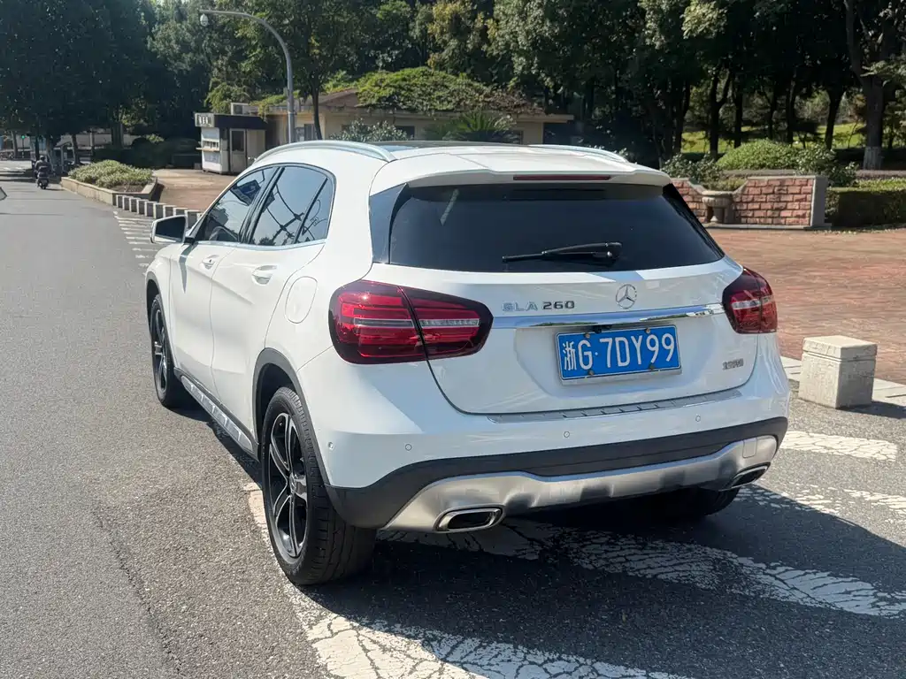 Mercedes-Benz GLA — миниатюра 4