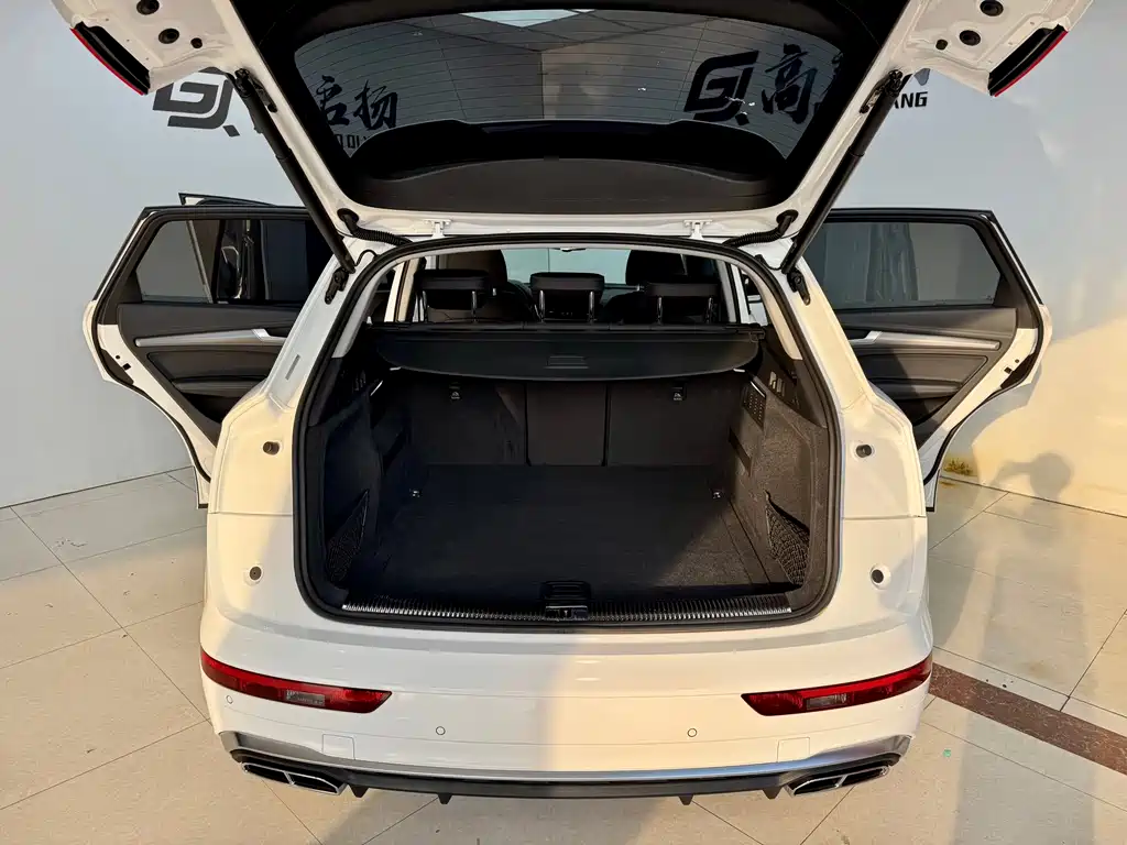 Audi Q5L — миниатюра 22