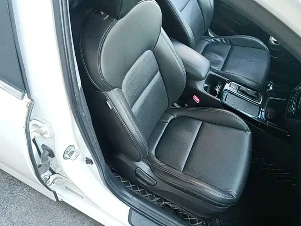 Kia K4 — миниатюра 25