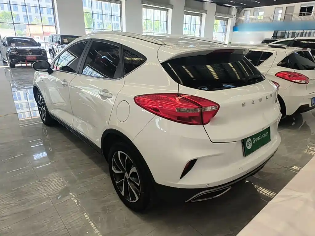 Geely Emgrand GS — миниатюра 5