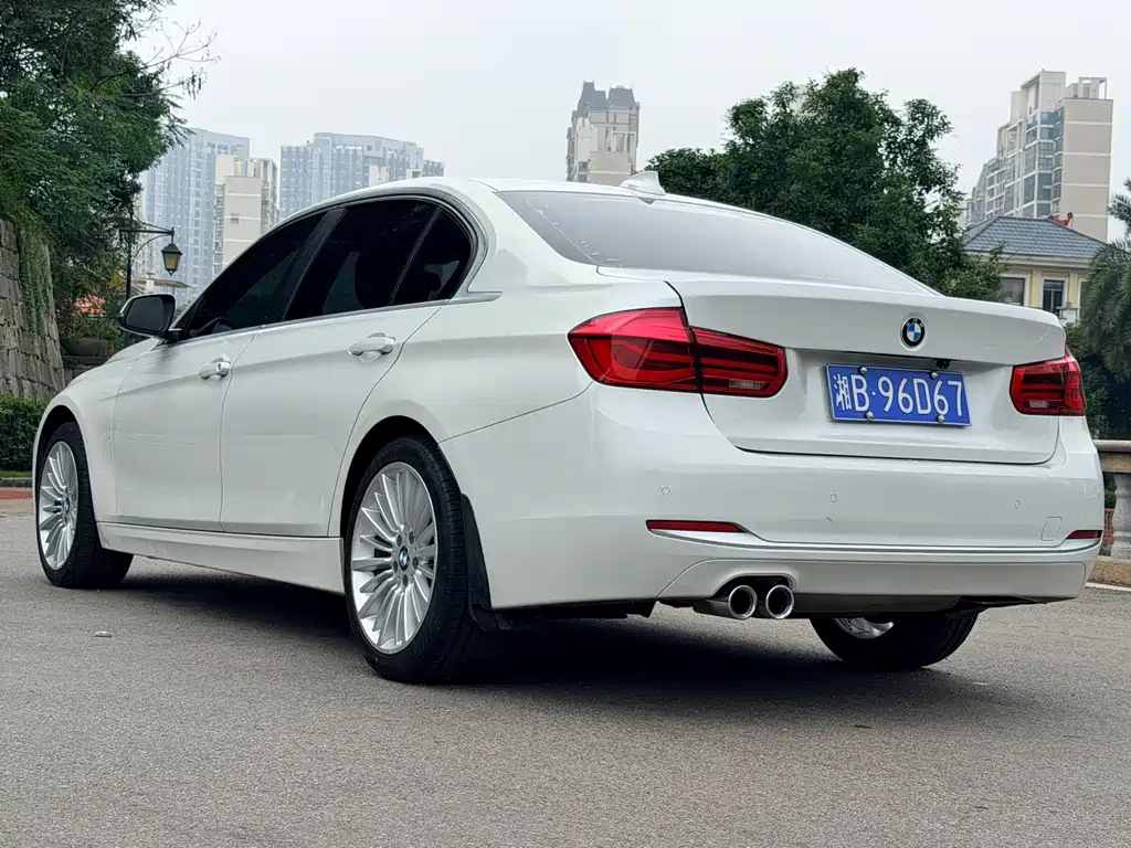 BMW 3 Series — миниатюра 4