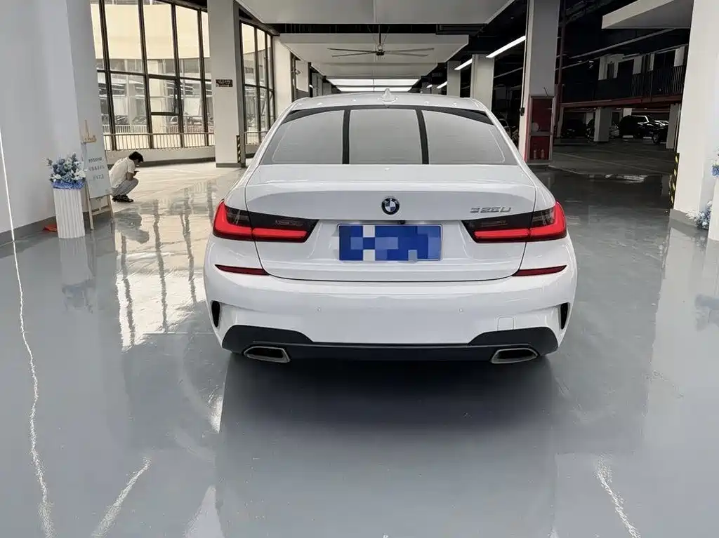 BMW 3 Series — миниатюра 15
