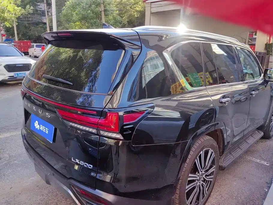Lexus LX — миниатюра 3