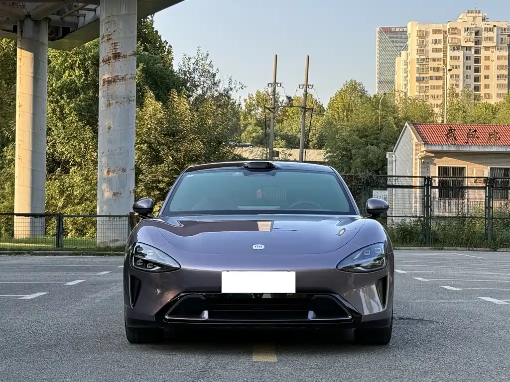 Xiaomi SU7 — миниатюра 2