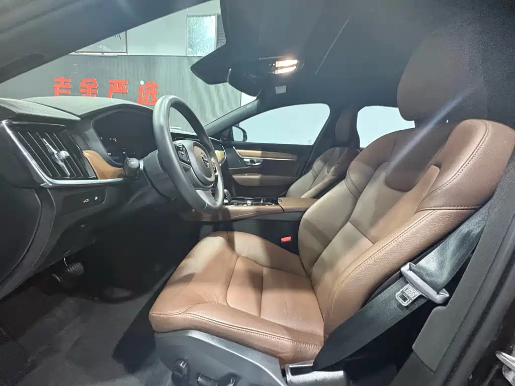 Volvo S90 PHEV — миниатюра 4