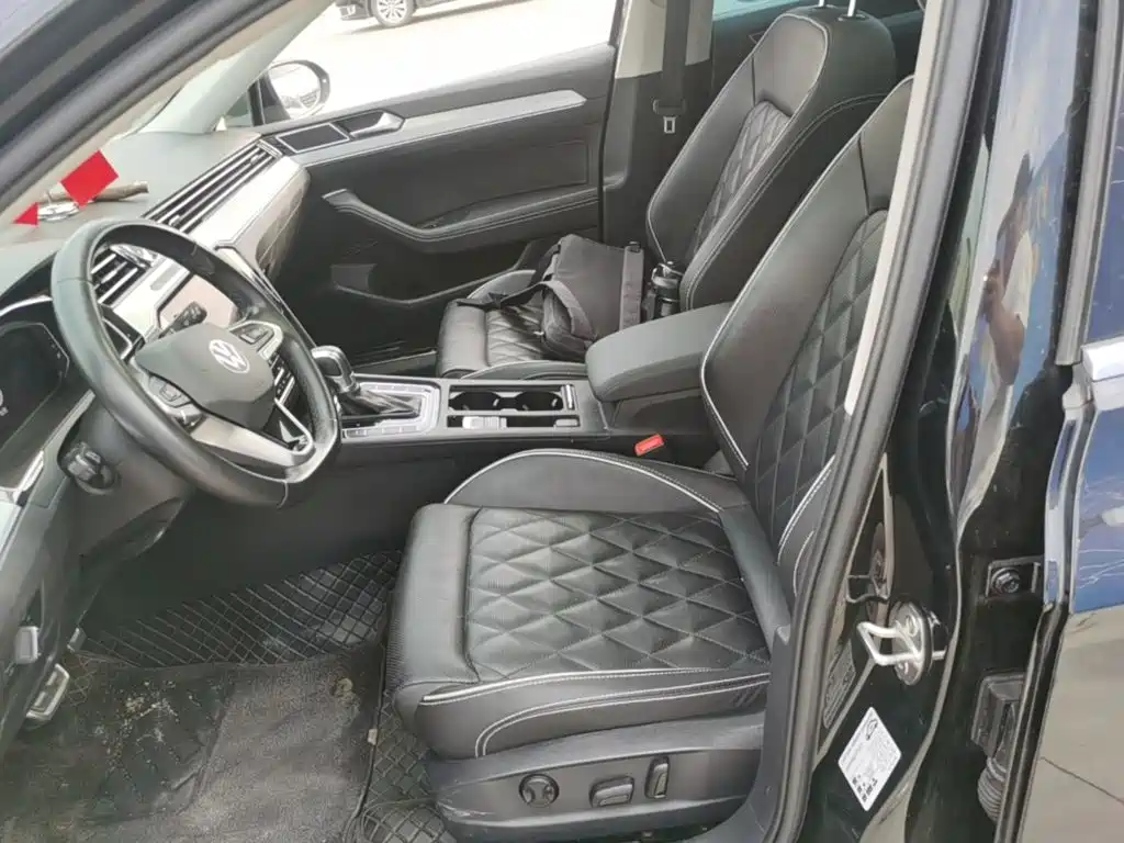 Volkswagen Magotan PHEV — миниатюра 15
