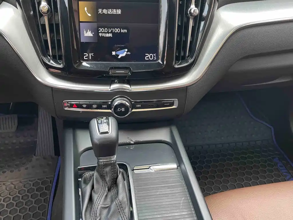 Volvo XC60 — миниатюра 12