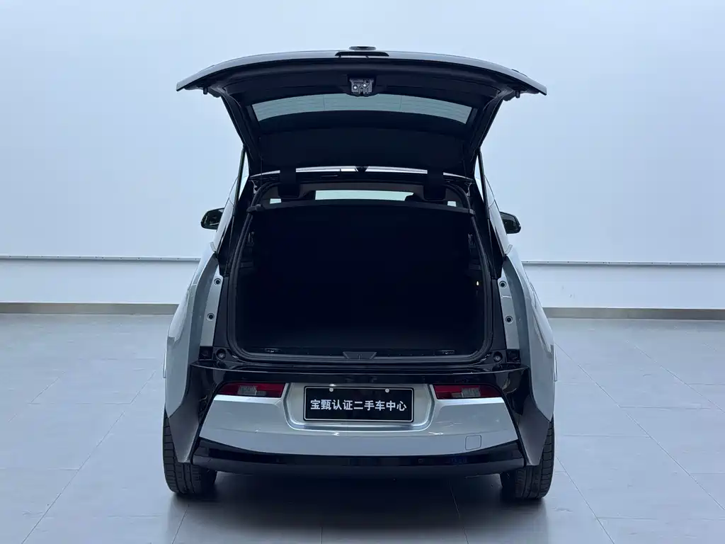 BMW i3 (Import) — миниатюра 7