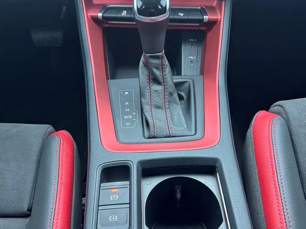 Audi Q3 — миниатюра 11