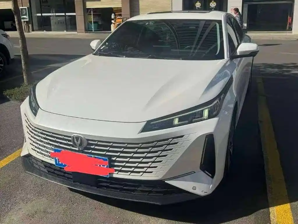 Changan Yida — миниатюра 4