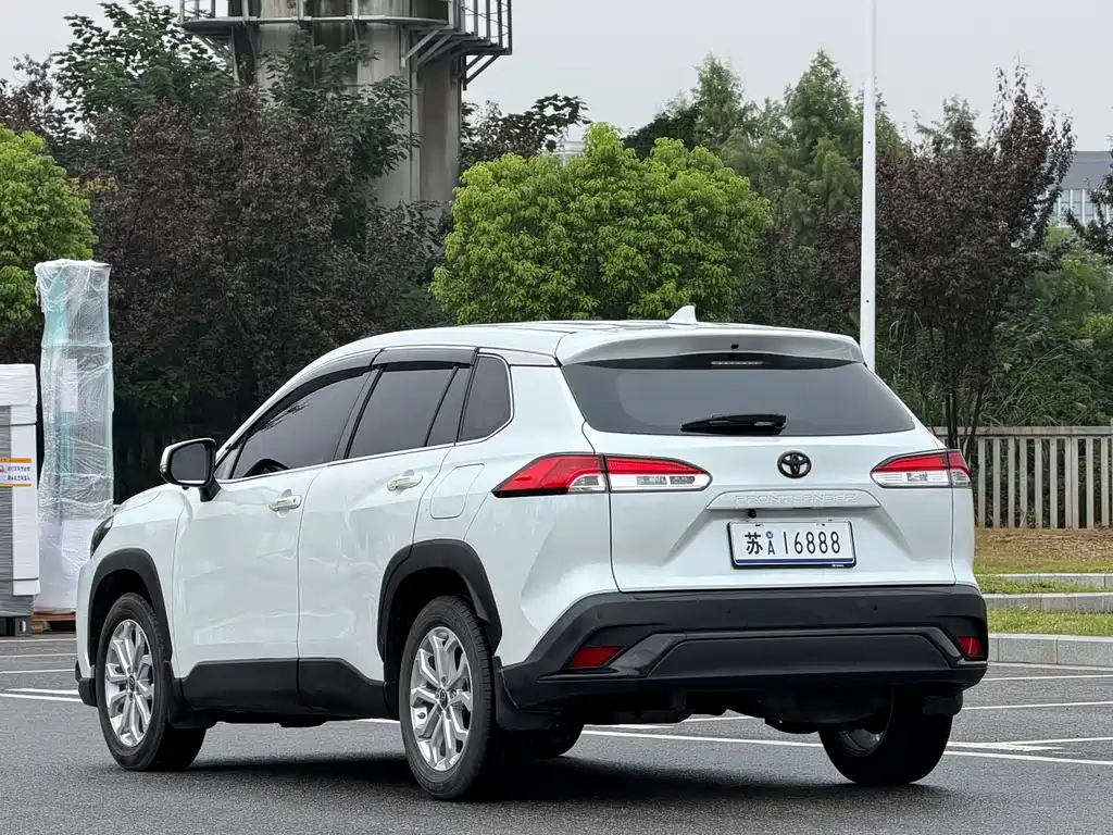 Toyota Frontlander — миниатюра 5
