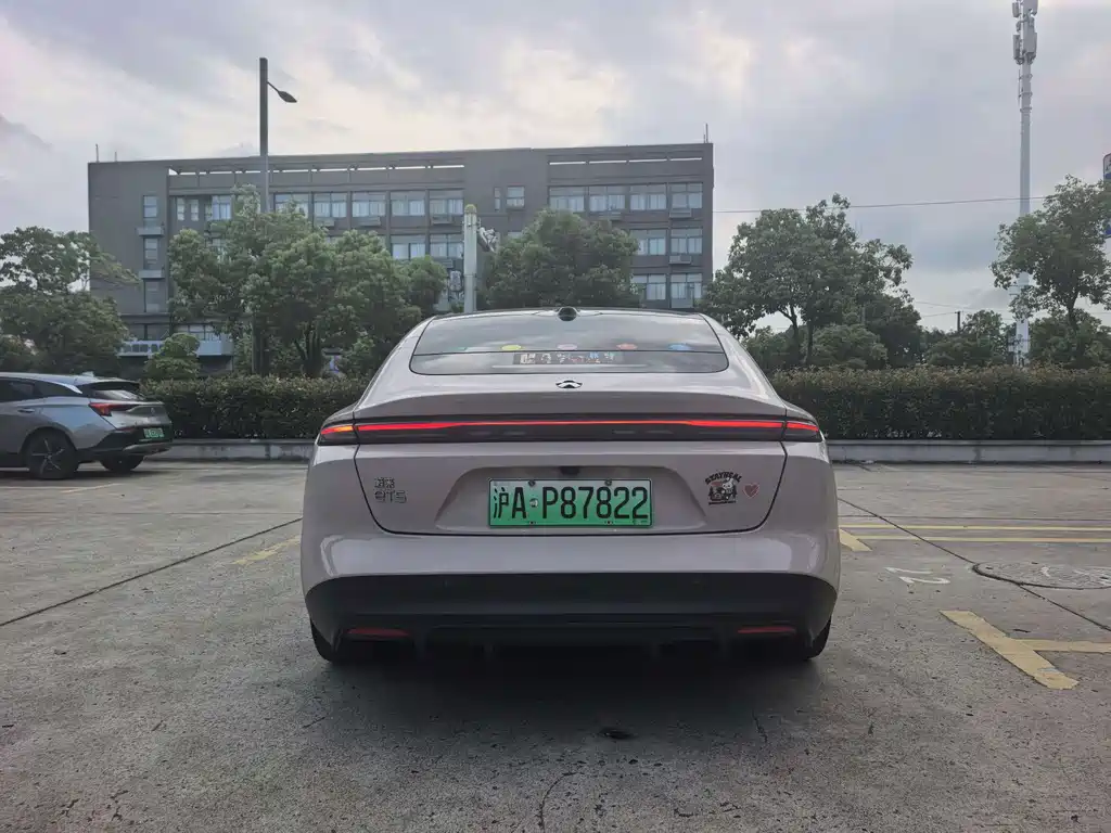 NIO ET5 — миниатюра 5