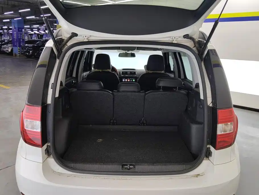 Skoda Yeti — миниатюра 4