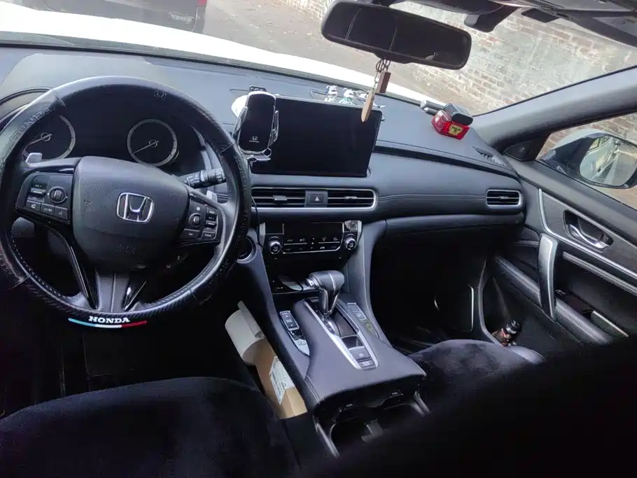 Honda UR-V — миниатюра 12