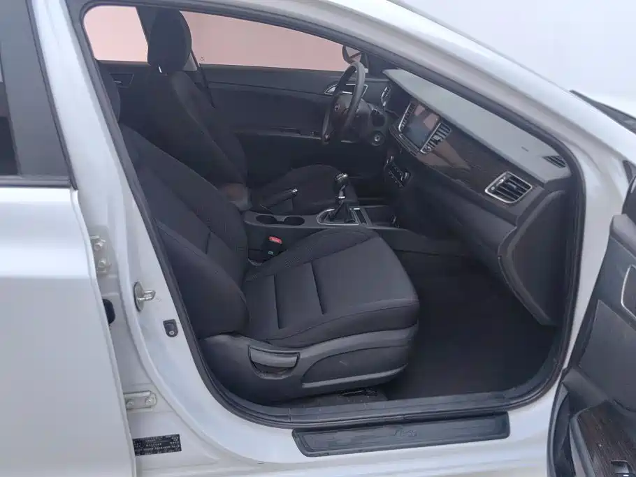 Hyundai Mistra — миниатюра 8