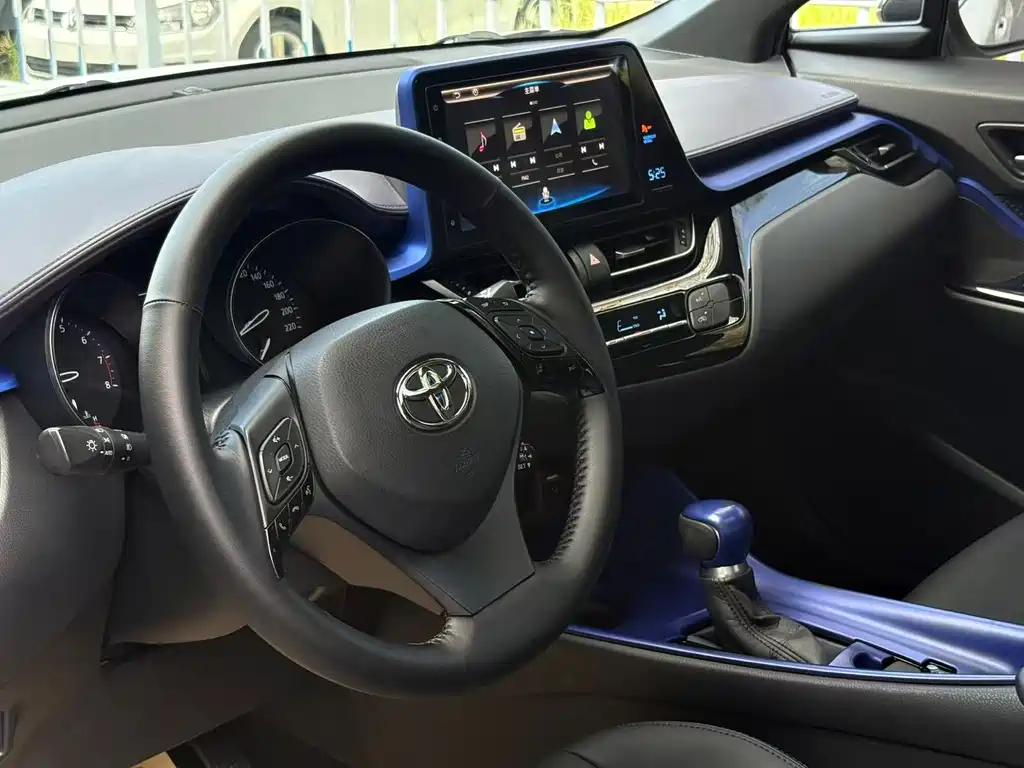 Toyota C-HR — миниатюра 17