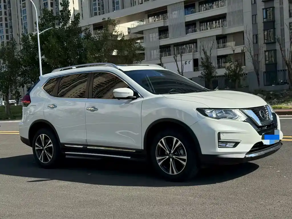 NISSAN QIJUN