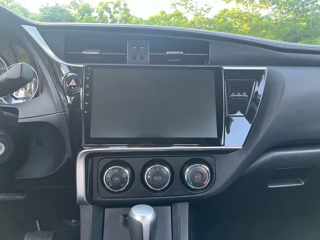 Toyota Corolla — миниатюра 22