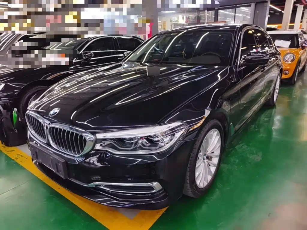 BMW 5 Series New Energy — миниатюра 2
