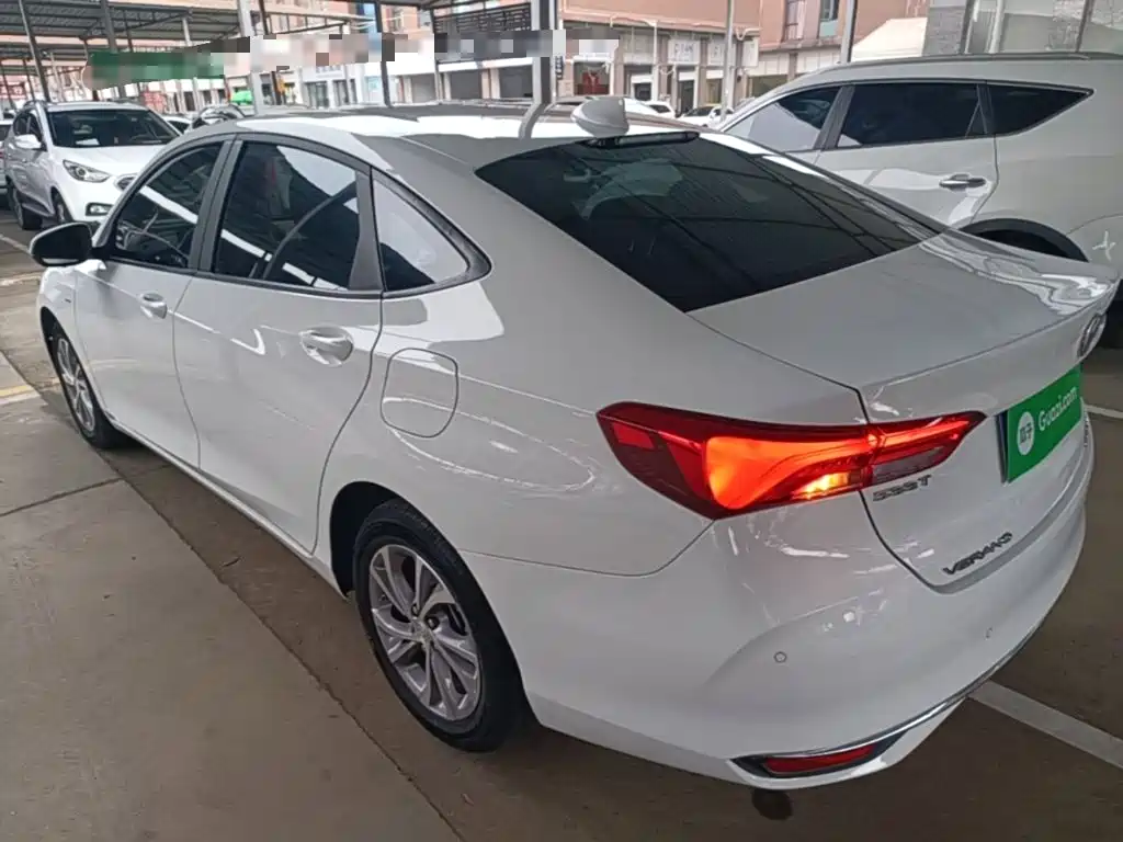 Buick Verano — миниатюра 5