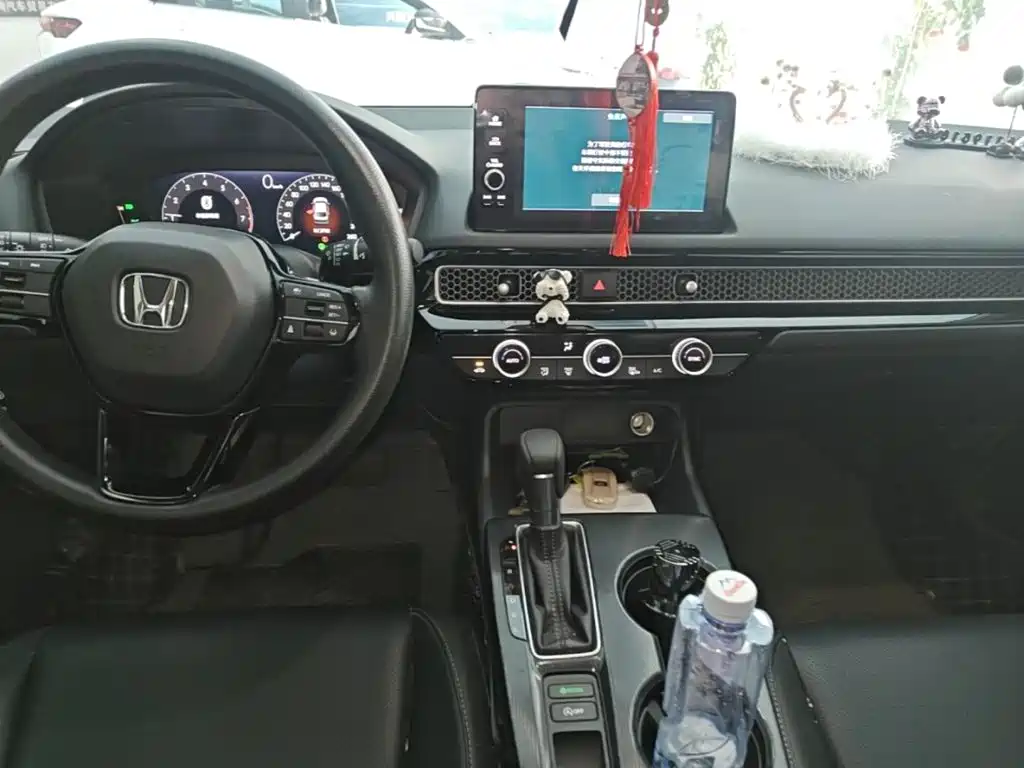 Honda Civic — миниатюра 10