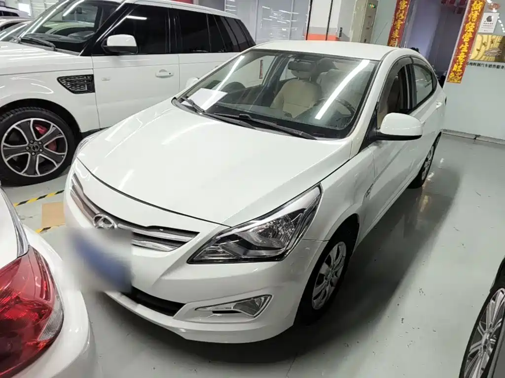 Hyundai Verna — миниатюра 3