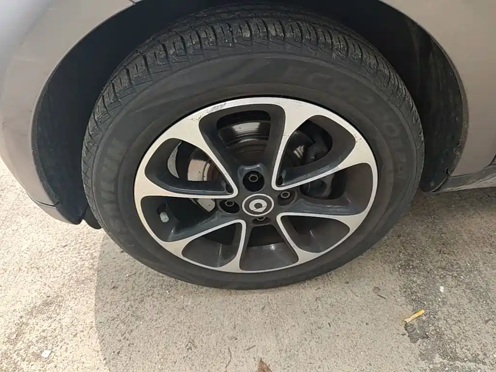 smart Smart Fortwo — миниатюра 23