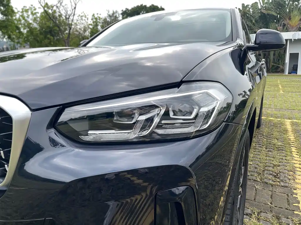 BMW X4 — миниатюра 21