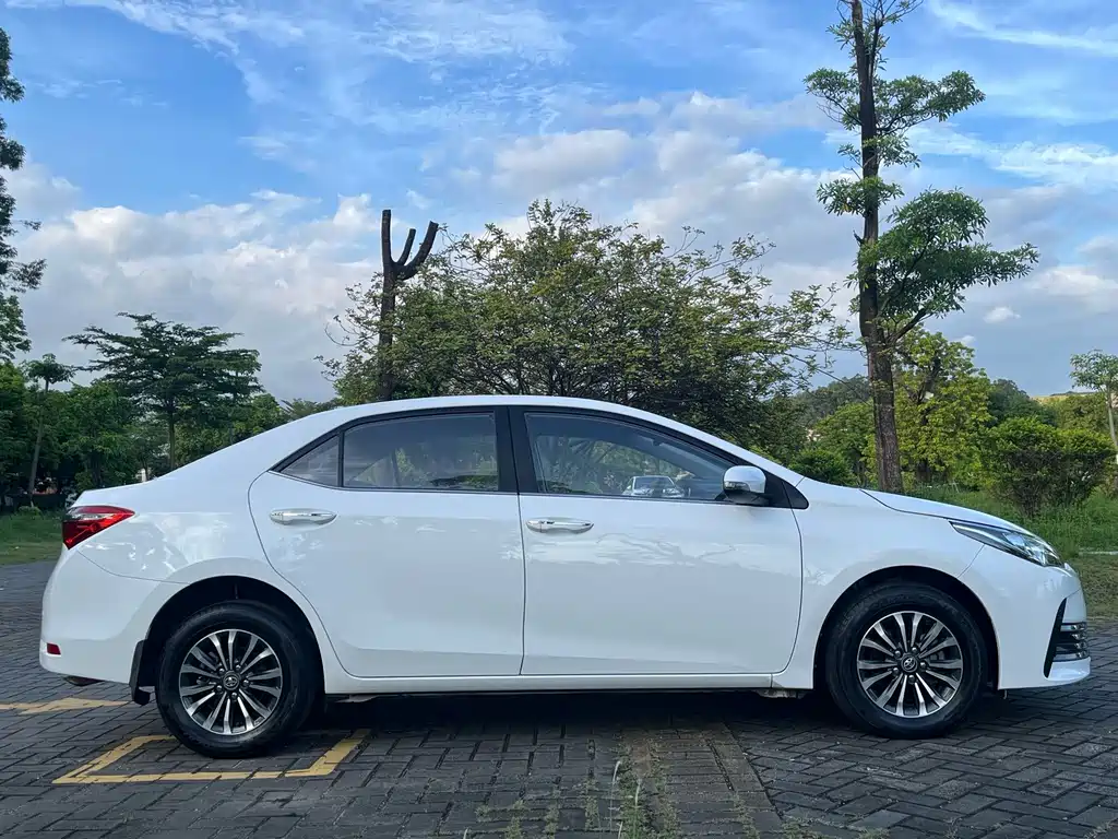 Toyota Corolla — миниатюра 28