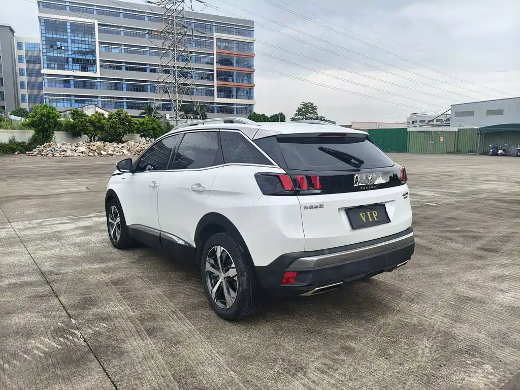 Peugeot 4008 — миниатюра 4
